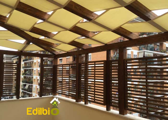 Pergole in legno da giardino: comfort e design per i nostri ambienti ... Copertura in legno per terrazzo